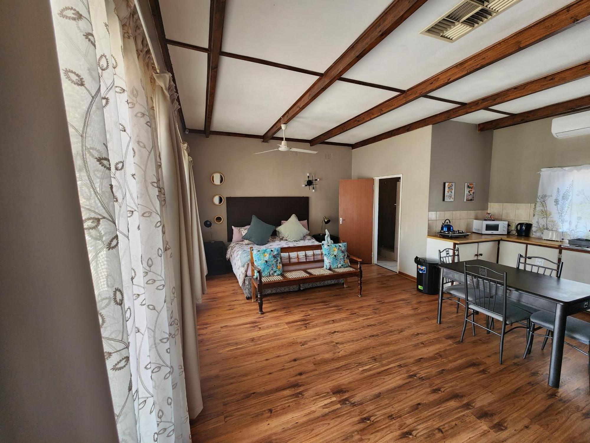 Midway Overnight Rooms Кимбърли Екстериор снимка