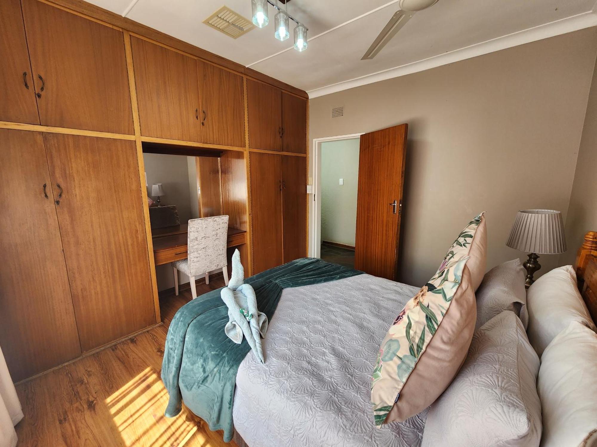 Midway Overnight Rooms Кимбърли Екстериор снимка